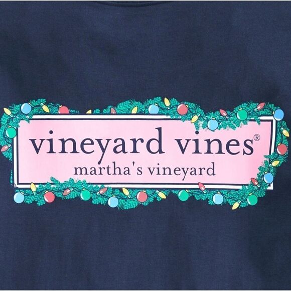 Vineyard Vines Garland Logo Box Long Sleeve Pocket Tee - Picture 3 of 16